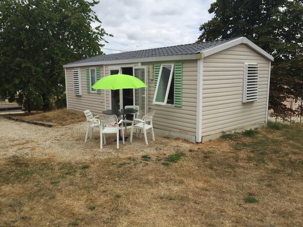 Au Repos De La Casa de Campo
