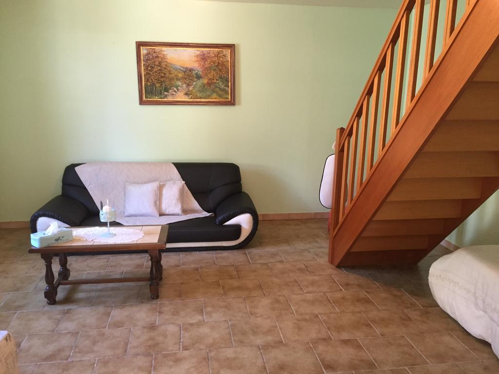 Au Repos De La